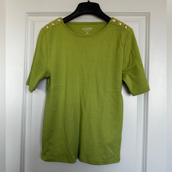Perfect-fit elbow-sleeve T-shirt with buttons - Picture 7 of 7